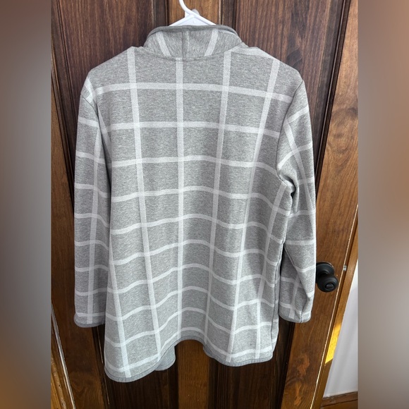 Cardigan - Picture 2 of 3